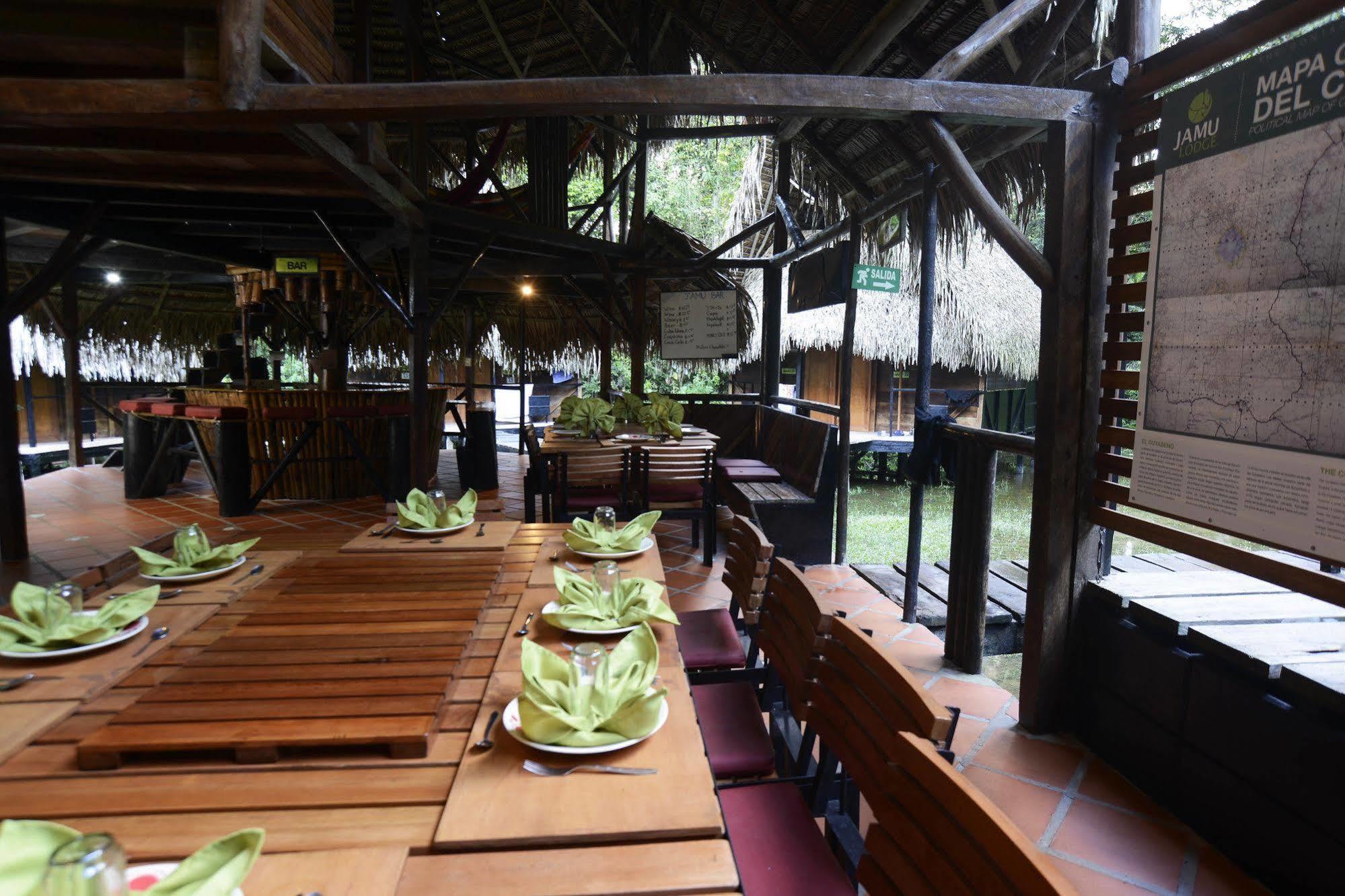 Jamu Lodge Puerto Montufar Екстер'єр фото