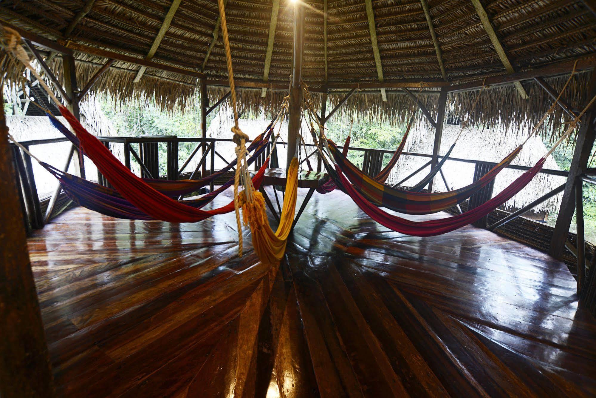 Jamu Lodge Puerto Montufar Екстер'єр фото