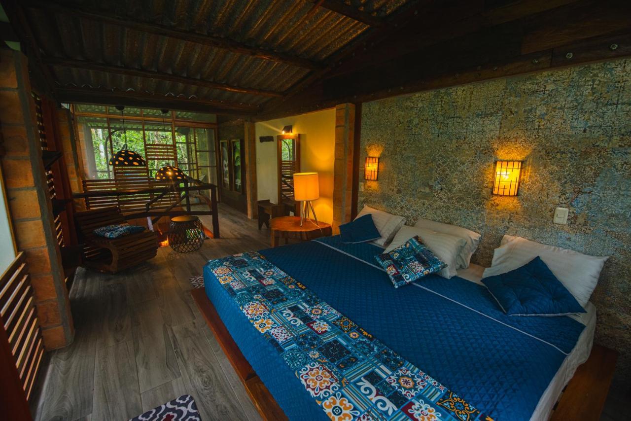 Jamu Lodge Puerto Montufar Екстер'єр фото